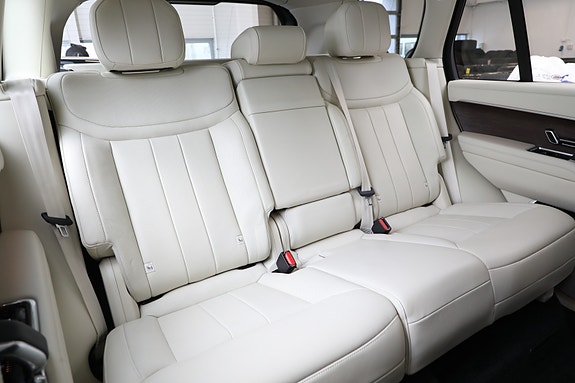 Land Rover Range Rover 28 of 30