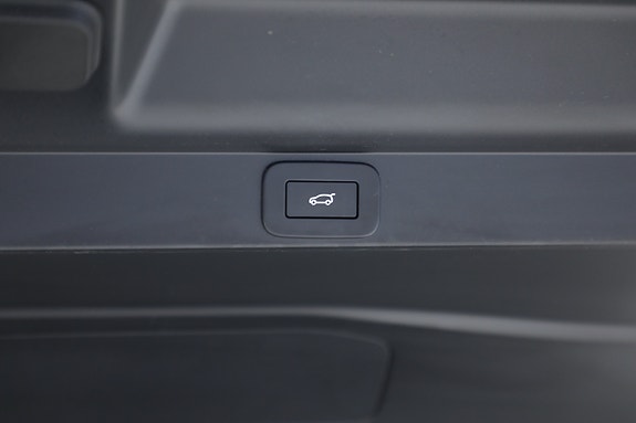 Land Rover Range Rover 10 of 30