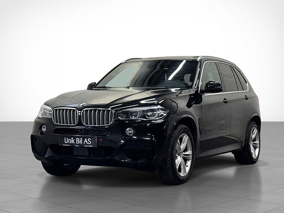BMW X5 2 of 5
