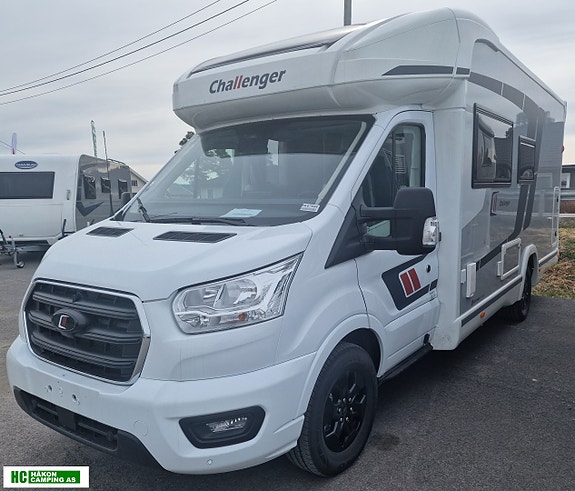 Challenger 380 GRAPHITE EDITION Ford Transit 165 hk 2,0L automat, 5 sitteplasser / 6 soveplasser. Kan oppgristreres til 4100kg. Totalvekt 2 of 30