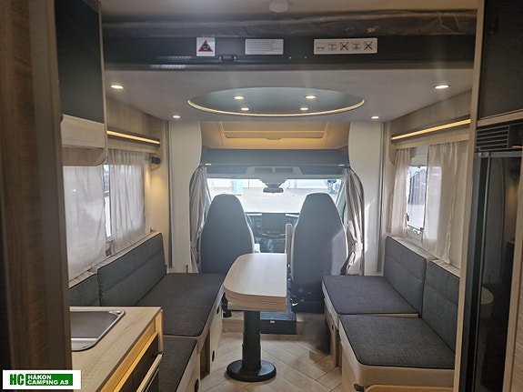 Challenger 380 GRAPHITE EDITION Ford Transit 165 hk 2,0L automat, 5 sitteplasser / 6 soveplasser. Kan oppgristreres til 4100kg. Totalvekt 15 of 30