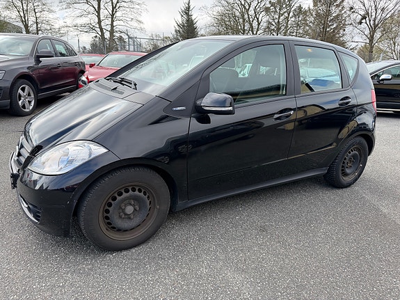 Mercedes-Benz A-Klasse 2 of 5