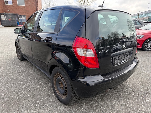 Mercedes-Benz A-Klasse 4 of 5
