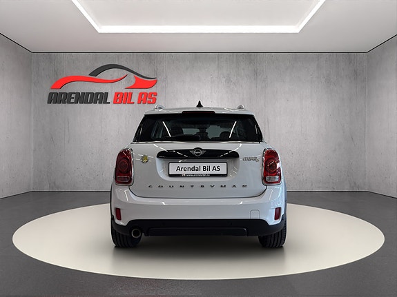 MINI Countryman-Serie 6 of 30