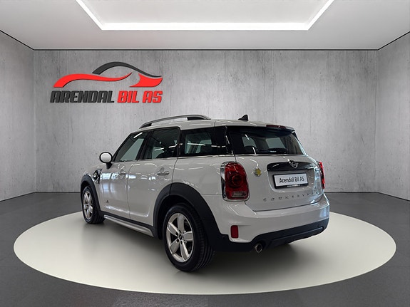 MINI Countryman-Serie 8 of 30