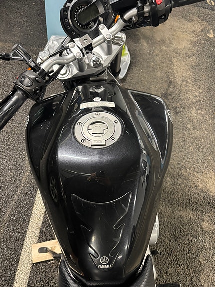 Yamaha FZ6-N 8 of 9