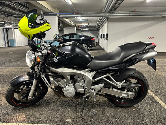 Yamaha FZ6-N 3 of 9