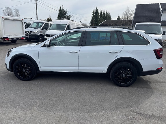 Skoda Octavia Scout 5 of 5