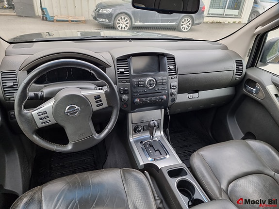 Nissan Navara 9 of 25