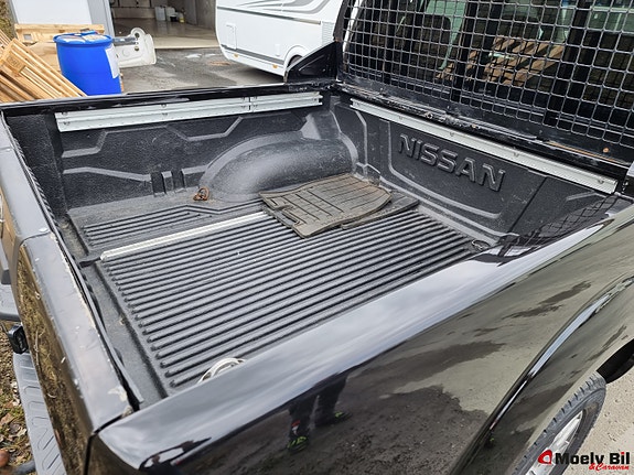 Nissan Navara 8 of 25