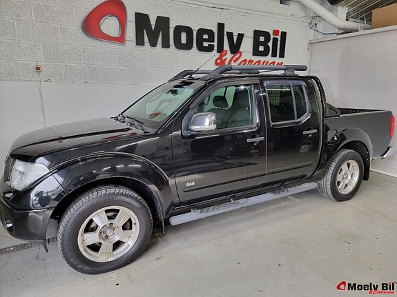 Nissan Navara 2 of 5