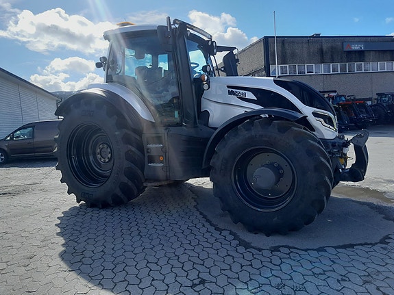 Valtra T235 Direct. GPS/ autostyring klargjort. 2022, kr 1 450 000,-