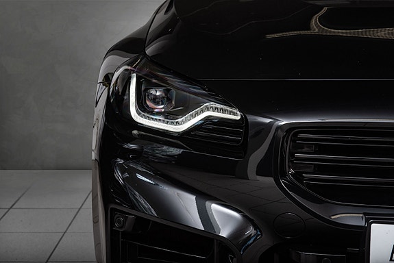 BMW M2 4 of 5