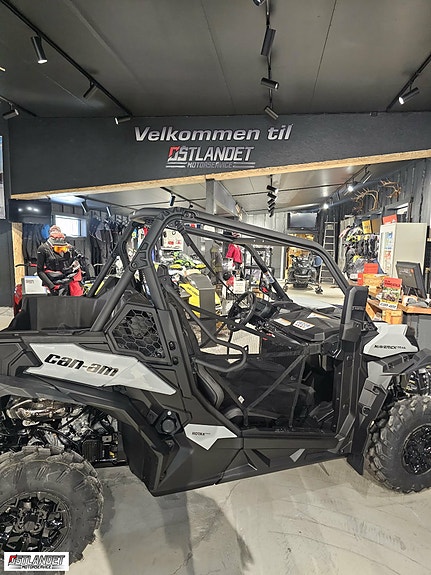 Can-Am Maverick Trail BASE T 700 [7RSC]