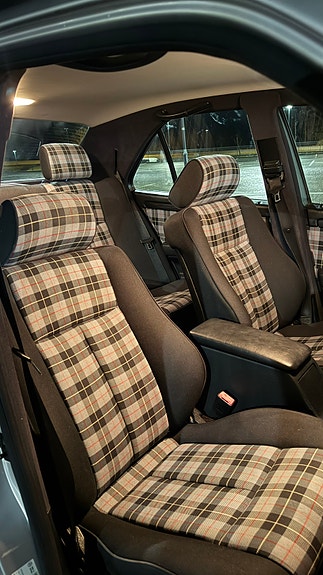 Mercedes-Benz C36 30 of 30