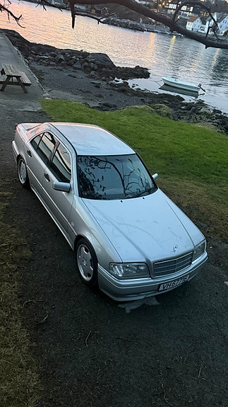 Mercedes-Benz C36 21 of 30