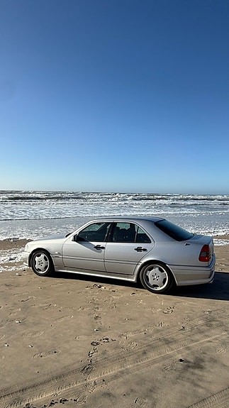 Mercedes-Benz C36 4 of 30