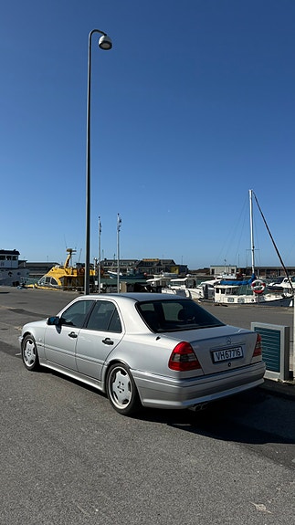 Mercedes-Benz C36 6 of 30