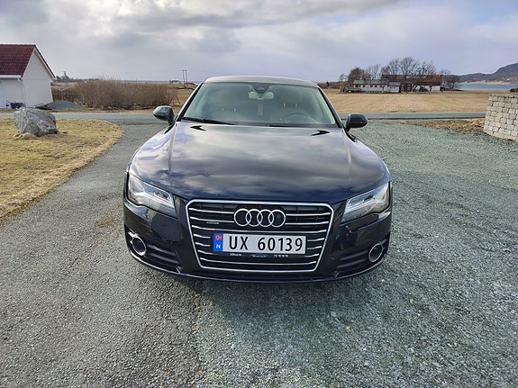 Audi A7 2 of 18