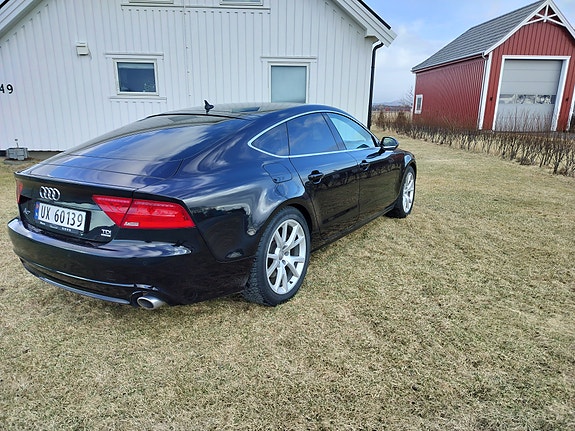 Audi A7 8 of 18