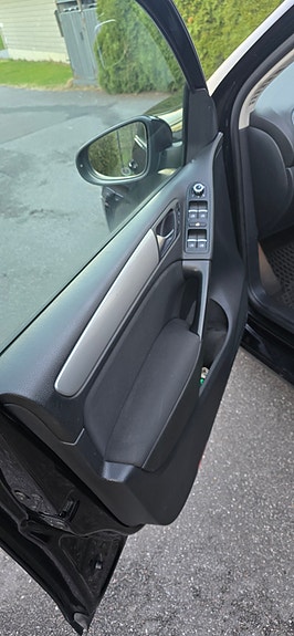 Volkswagen Golf VI 11 of 20