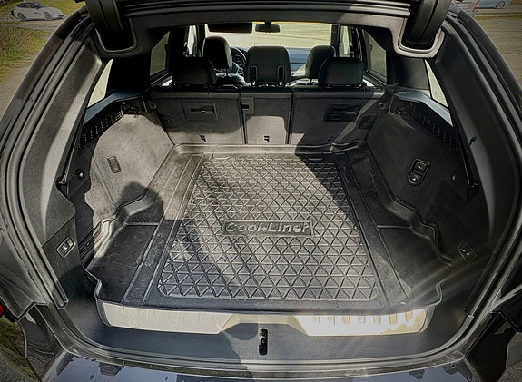 BMW 530e 9 of 11