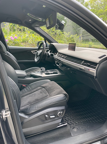 Audi Q7 5 of 5