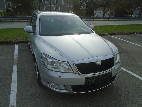 Skoda Octavia 3 of 5