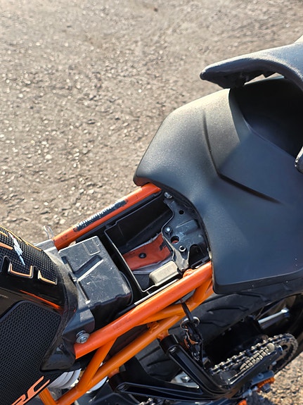 KTM RC 125R 21 of 29