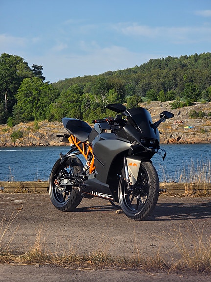 KTM RC 125R 3 of 29