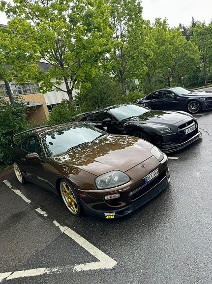 Toyota Supra 3 of 5