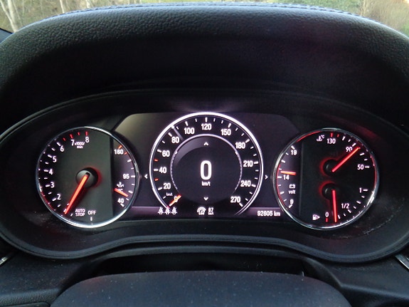 Opel Insignia 24 of 30