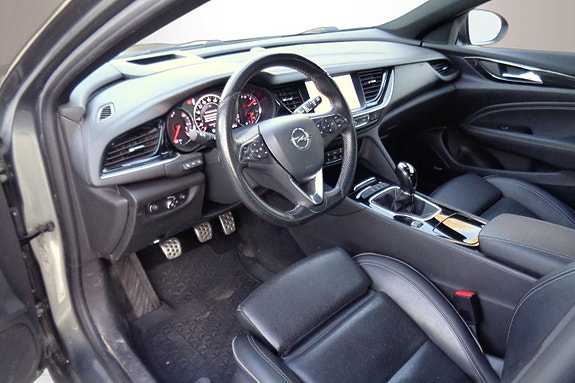 Opel Insignia 11 of 30