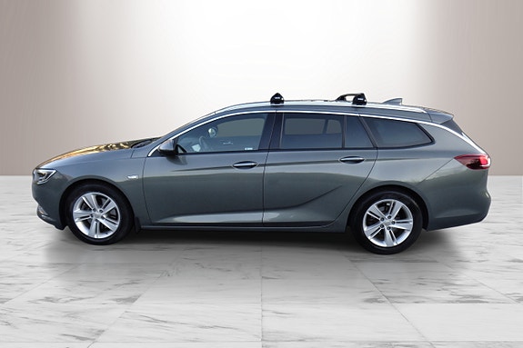 Opel Insignia 2 of 30