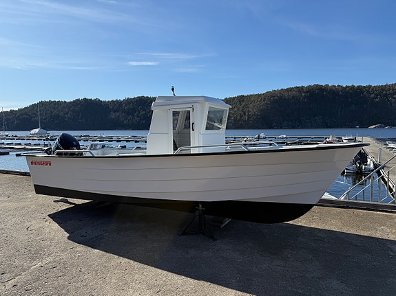 Øien 620 FH m/Suzuki DF 70 ATL - Toppmontert boks/Ferdig bunnsmørt/Lanterne