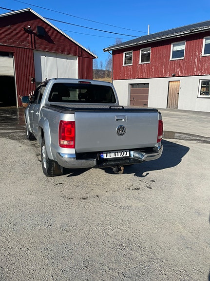 Volkswagen Amarok 5 of 5