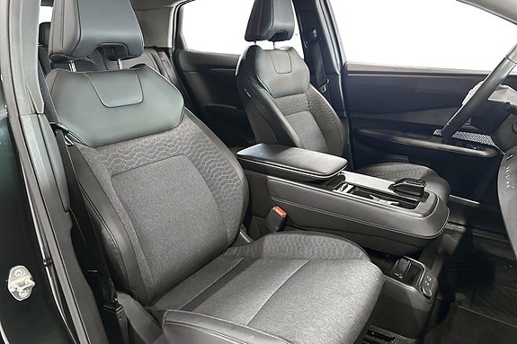 Nissan Ariya 17 of 22