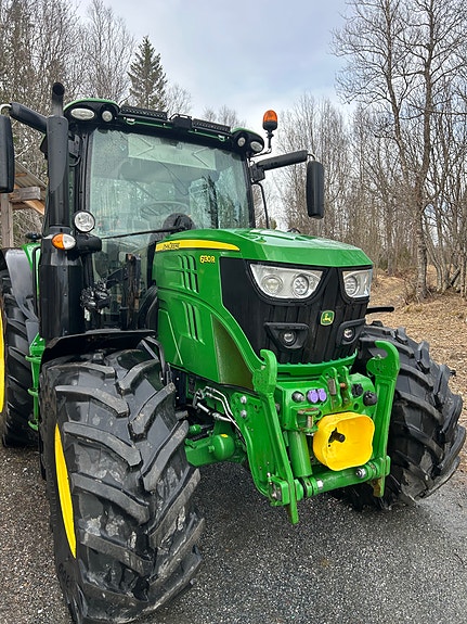 John Deere 6130r
