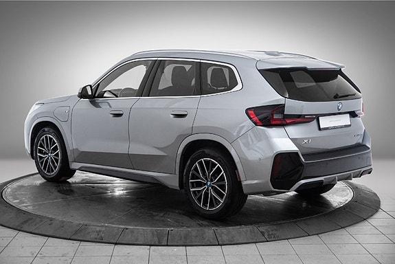 BMW X1 3 of 25