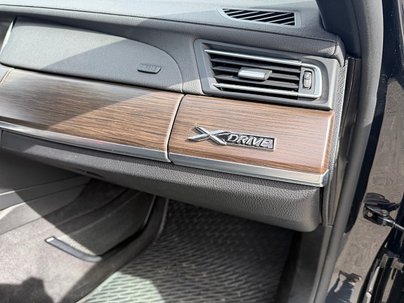 BMW 740d 19 of 23