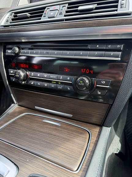 BMW 740d 23 of 23