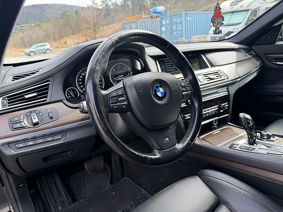 BMW 740d 11 of 23