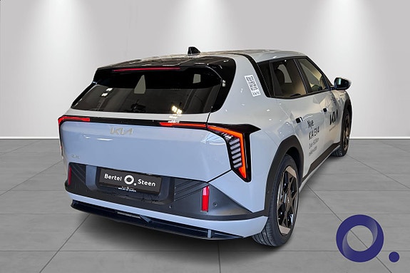 Kia EV4 5 of 18