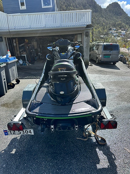 Kawasaki 310 LX 8 of 18