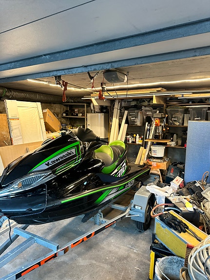 Kawasaki 310 LX 4 of 5