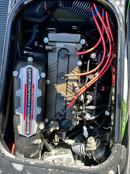 Kawasaki 310 LX 12 of 18