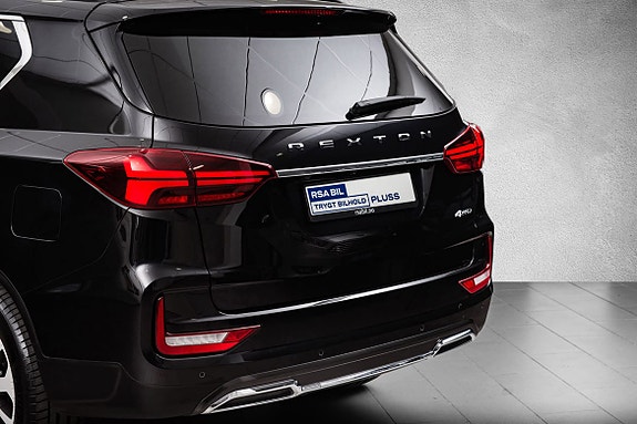 KGM Rexton 6 of 14