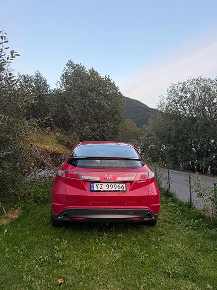 Honda Civic 3 of 6