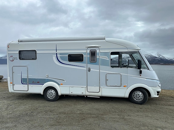 Tec 680 Rotec( 3.0L motor, hengerfeste  luftfjær bak, stort lasterom) 2 of 5