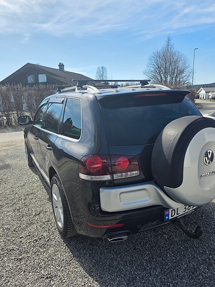 Volkswagen Touareg 4 of 19